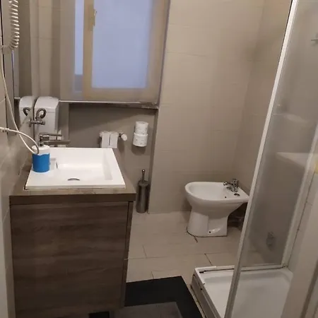 Проживание в семье Camera Grande Rosa *