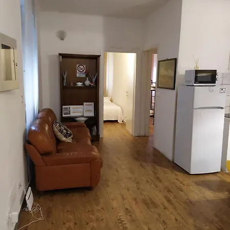 Проживание в семье Camera Grande Rosa Пиза